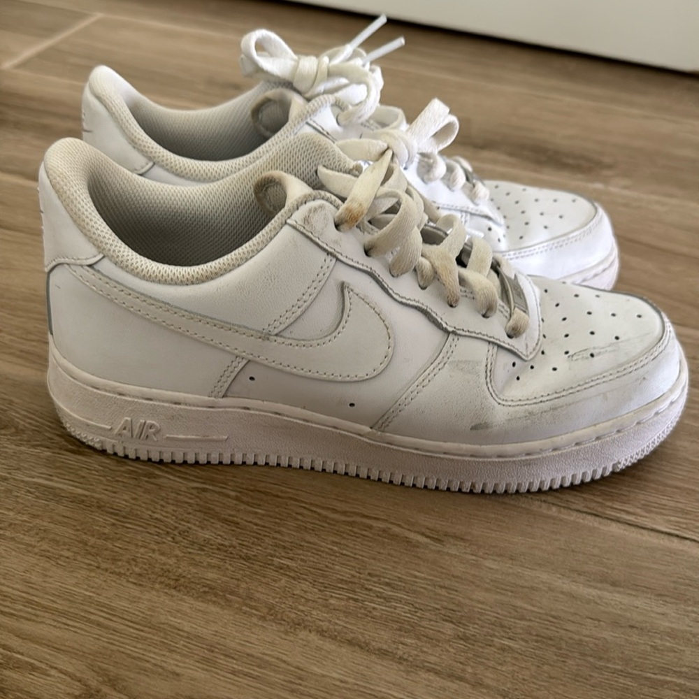 Nike women’s Air Force.